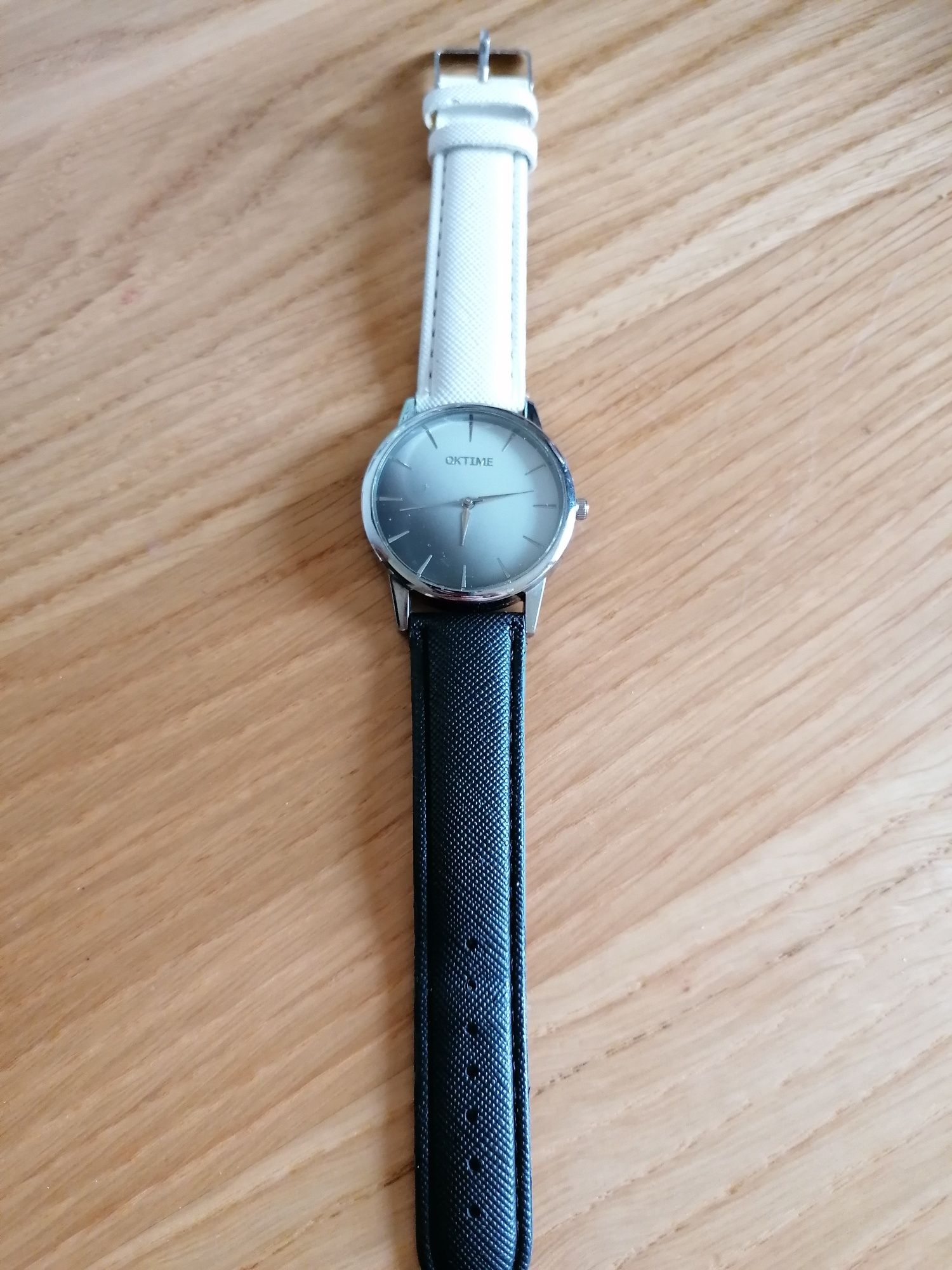 Zegarek damski pasek w dwóch kolorach