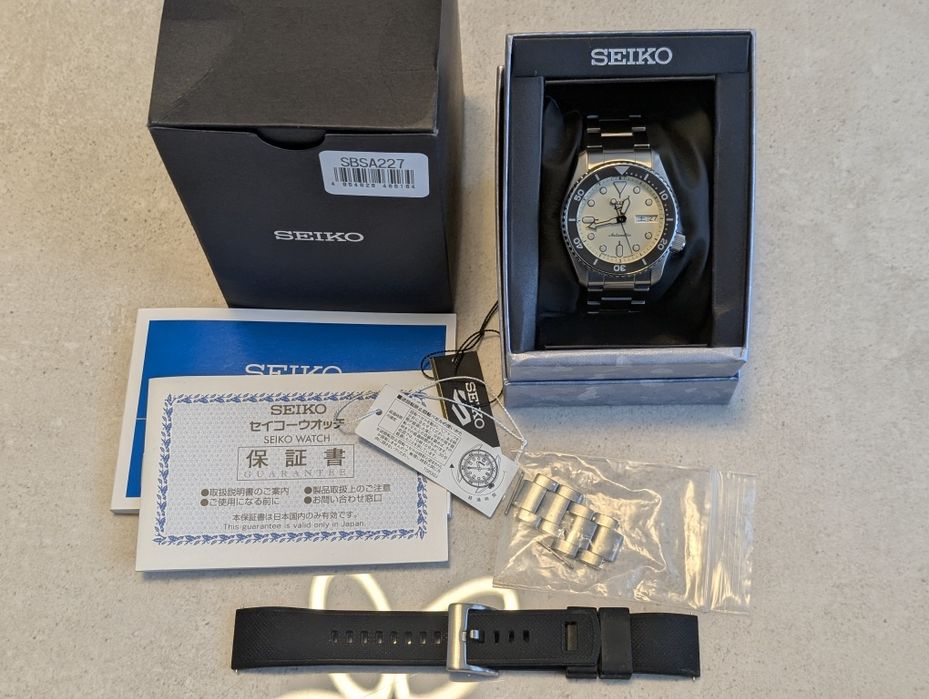 Zegarek Seiko 5 Sports SBSA227