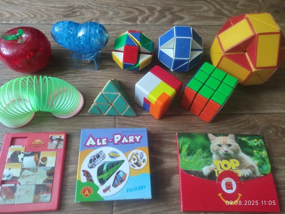 Игрушки головоломки разные Дешево