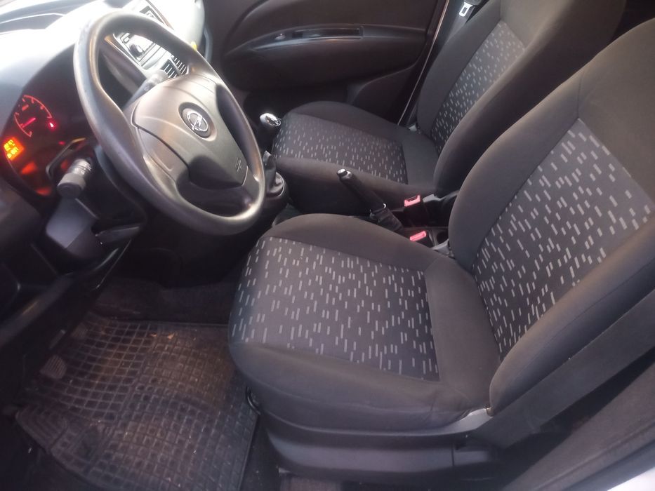 Opel Combo klima 5 osobowy fv euro 6 bezwypadkowy