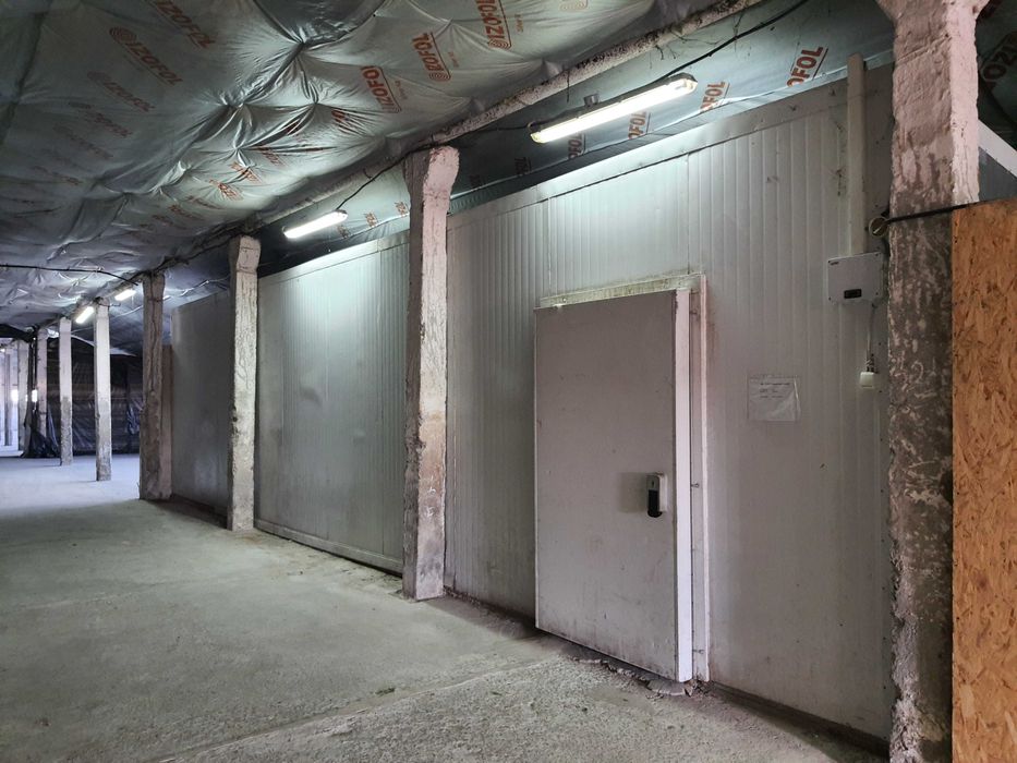 Склад 400-825м в тч холодильник 50м, с. Вороньков.