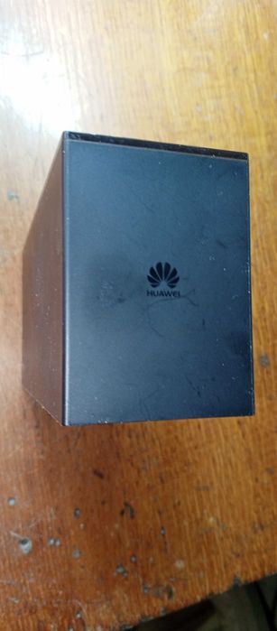 Huawei P8 не лайт.
