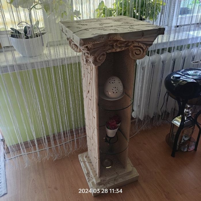 Kolumna ozdobna podświetlana