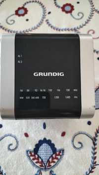 Vendo rádio despertador Grundig