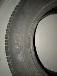 Pneu Kleber 145/80/R13 meio piso em bom estado