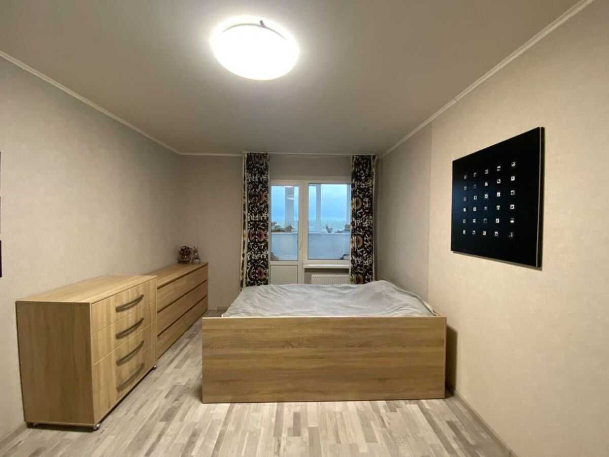 Продам 2-кімнатну квартиру по вул. Кургузова 1А ЖК Ярославичі Вишгород