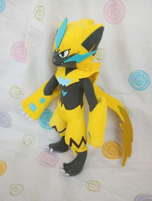 Pokémon peluche Zeraora