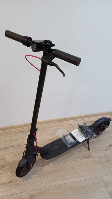 Xiaomi Mi Pro 2 hulajnoga elektryczna 45km 300W koła 8.5