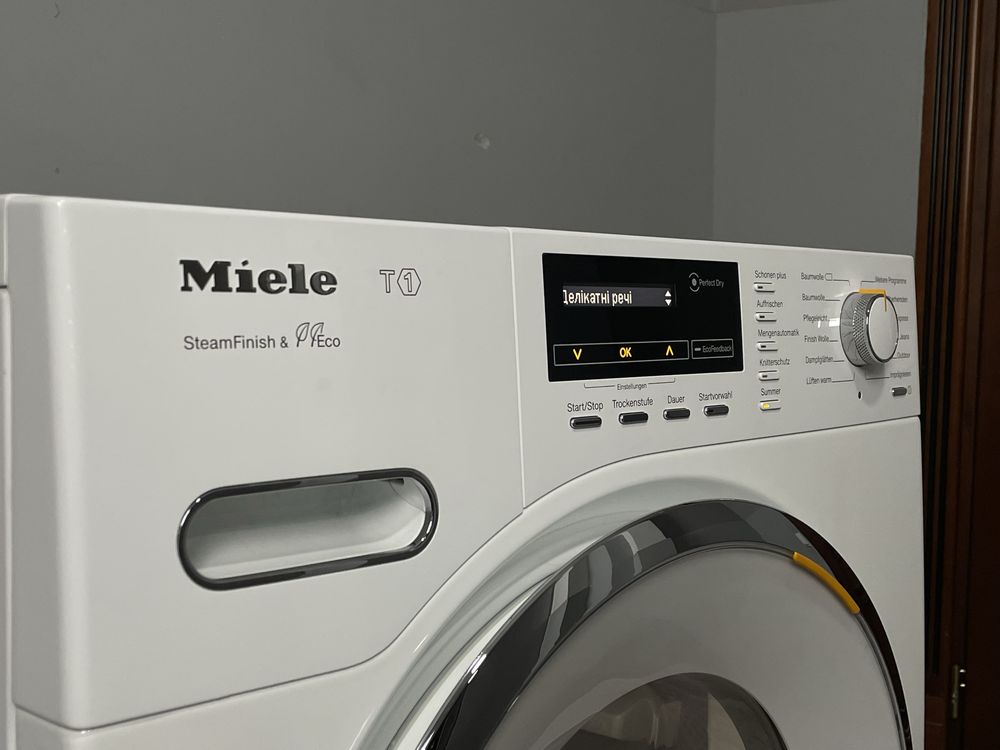 Сушильна машина Miele TMG 640 Ідеальний стан 17 програм 8кг Укр меню