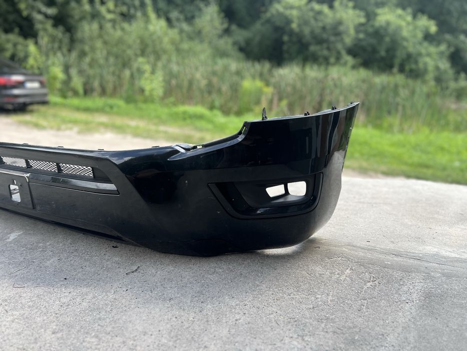 передний бампер Toyota Land Cruiser 300