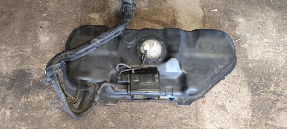 Sprzedam zbiornik od Hyundai IX20 z 2010 roku