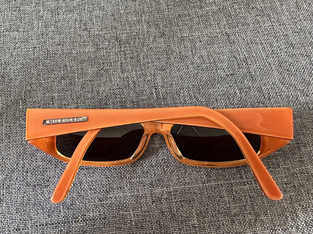 Tommy Hilfiger pomarańczowe okulary przeciwsłoneczne retro vintage