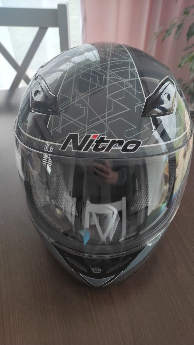 Kask na motor Nitro rozmiar S