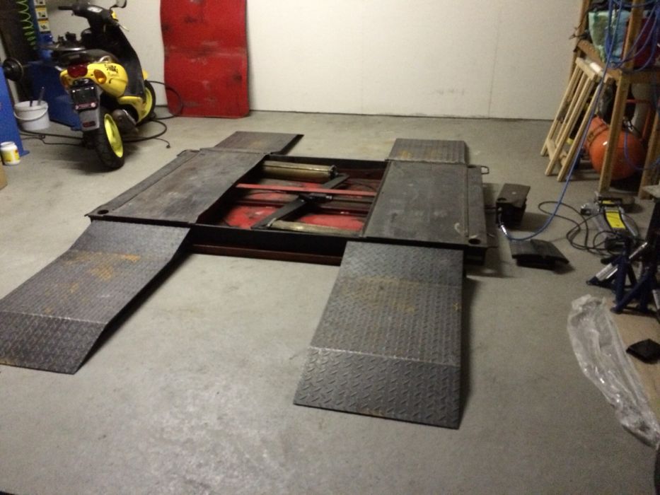 Elevador a ar para automóvel