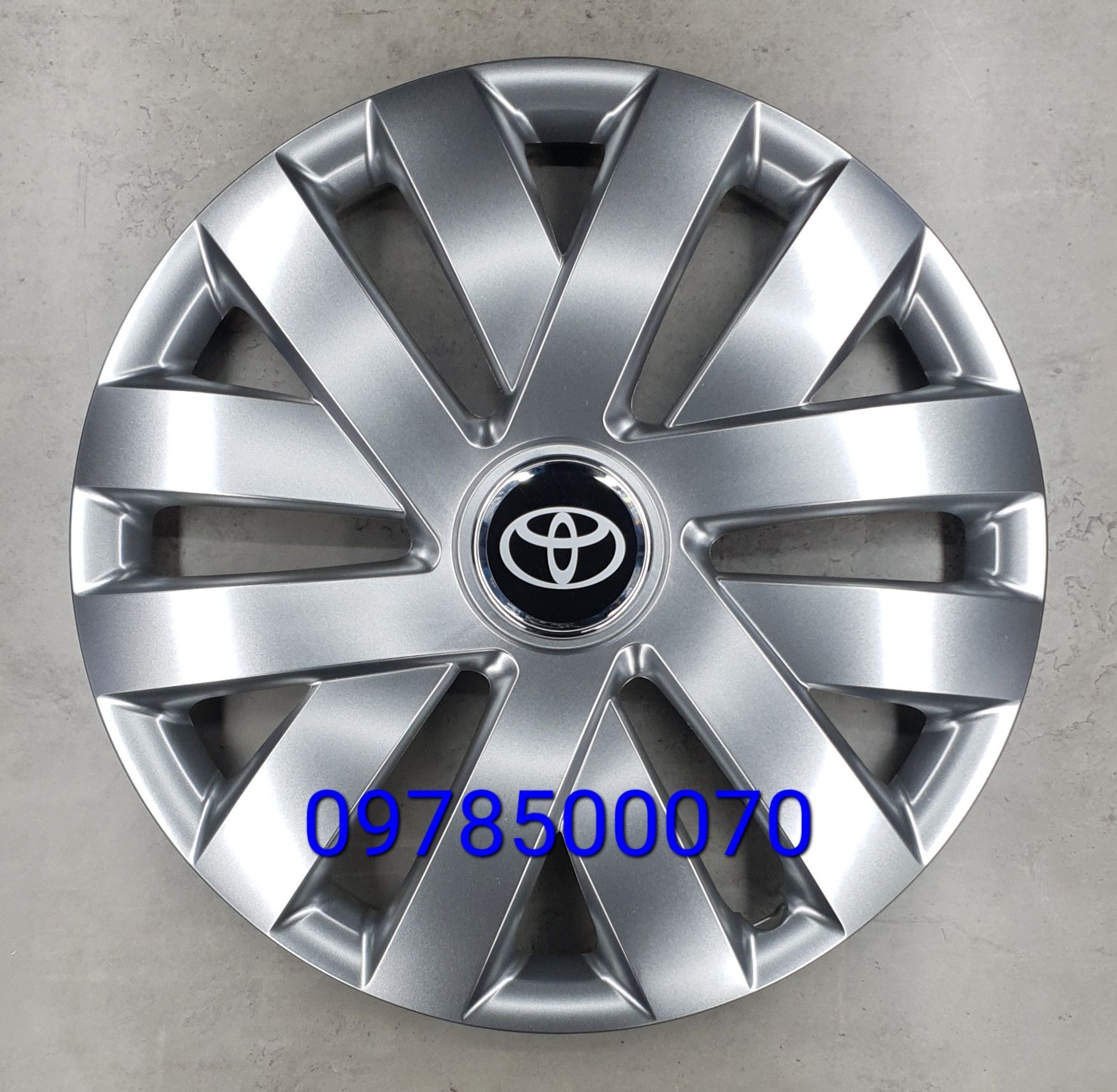 Ковпаки Тойота R16 Corolla Camry Avensis Yaris Auris Колпаки Toyota