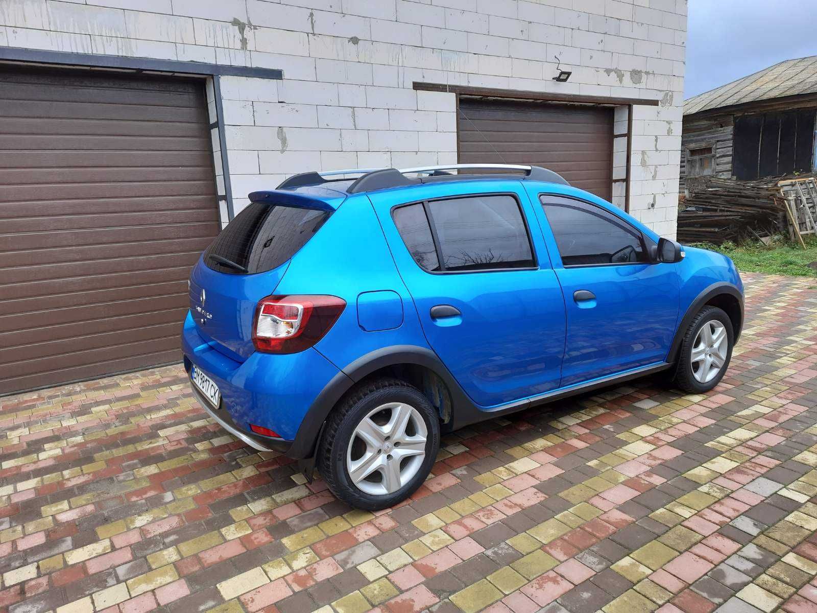 Продам Renault Sandero StepWay 2013