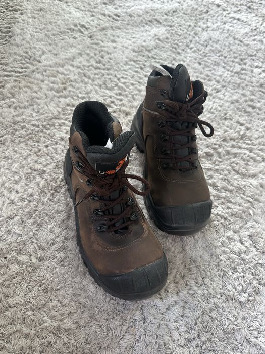 Buty robocze / budowlane / buty z noskami