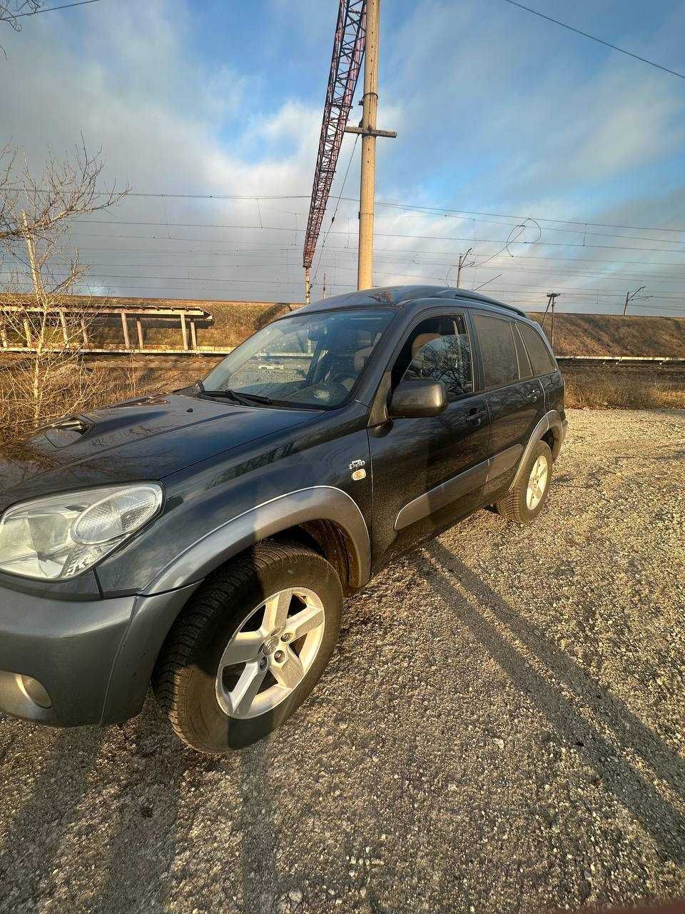 Разборка Toyota Rav4 II 2004