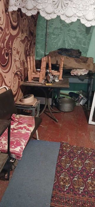 Продається будинок в м. Чигирин в р-ні церкви. 35000 у.о.