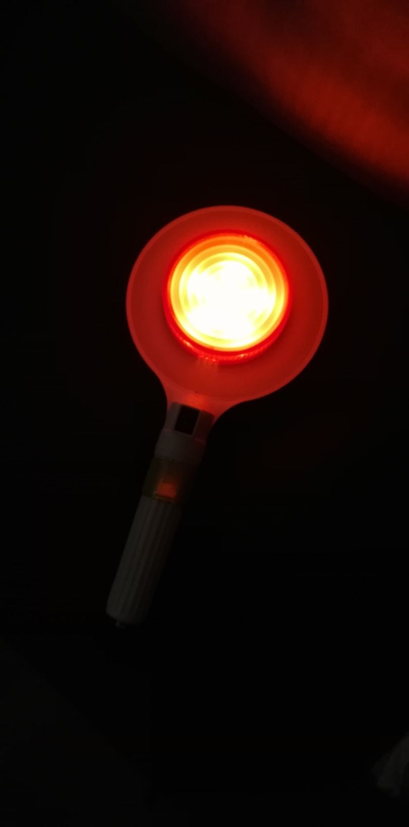Lizak drogowy LED do zatrzymywania pojazdów i kierowania ruchem STOP