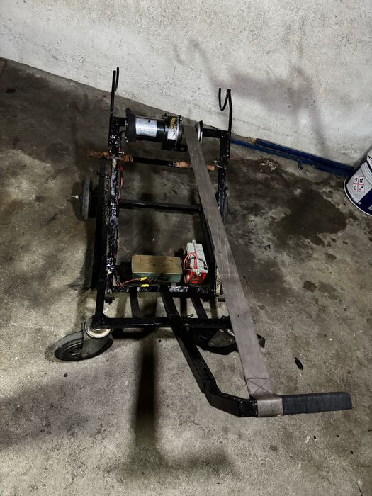 Carrinho porta karts eletrico