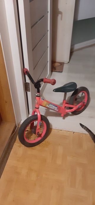 Продам  детский  беговел