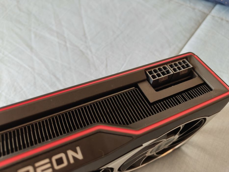 AMD Radeon RX 6800 XT