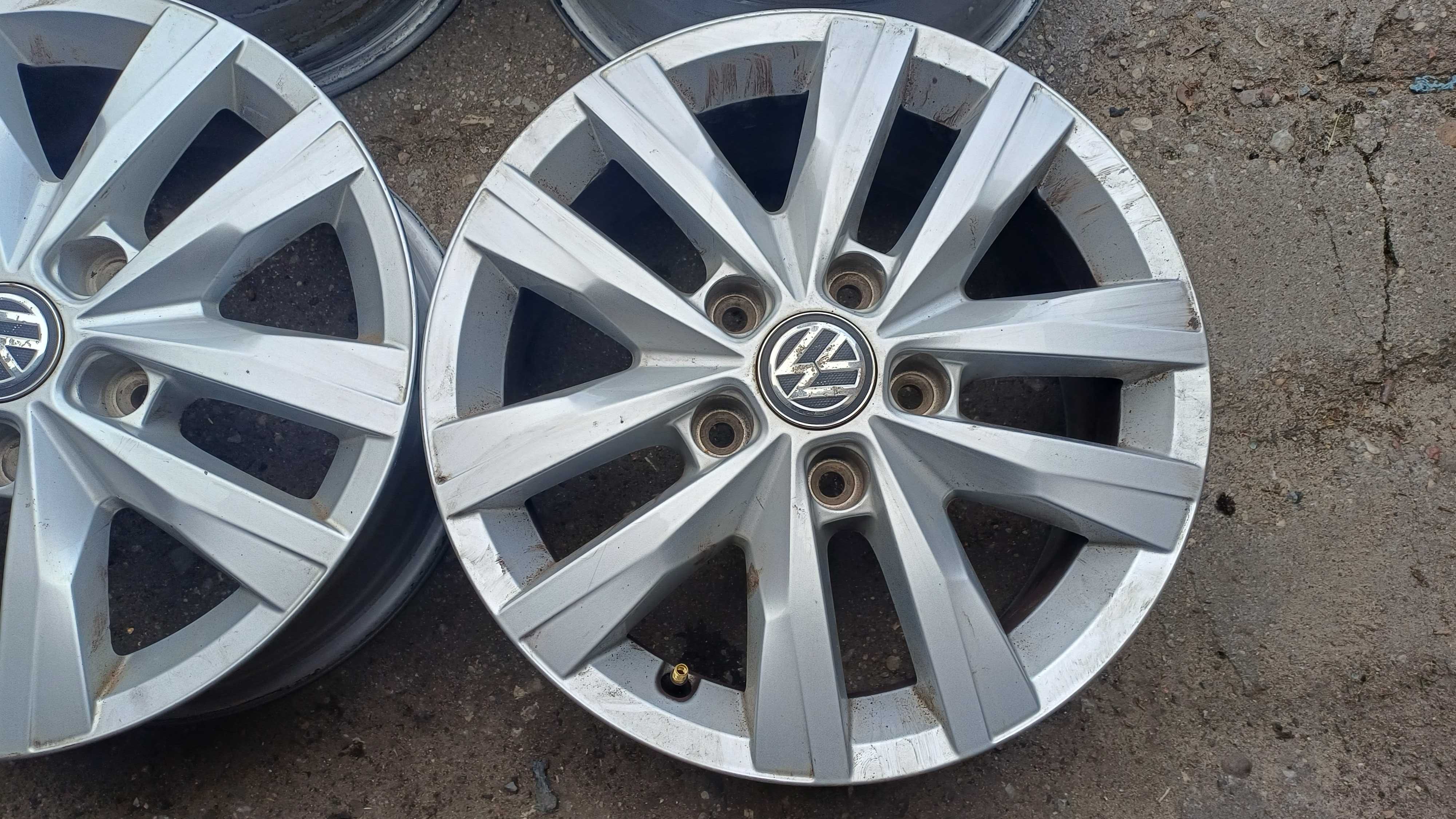 Felgi aluminiowe Vw Transporter T5 T6 T7 Crafter 2 Man TGE 5x120 16"