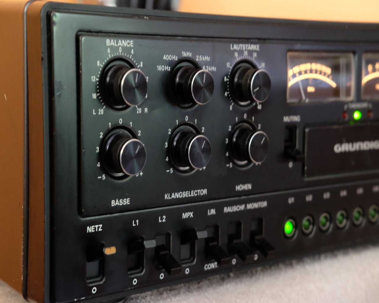 Amplituner GRUNDIG R45 Receiver Super- HiFi 2x50 W / 4 Ohm 1978/1980