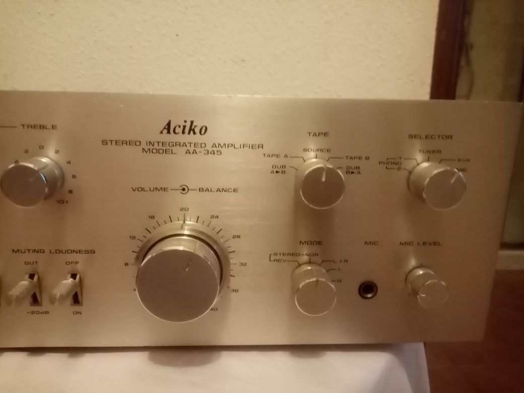 Amplificador ACIKO