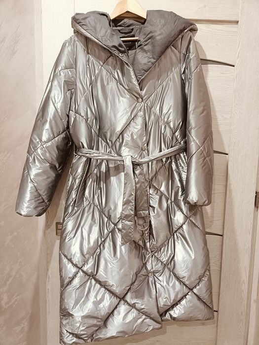 Płaszcz pikowany zimowy 36 Mohito