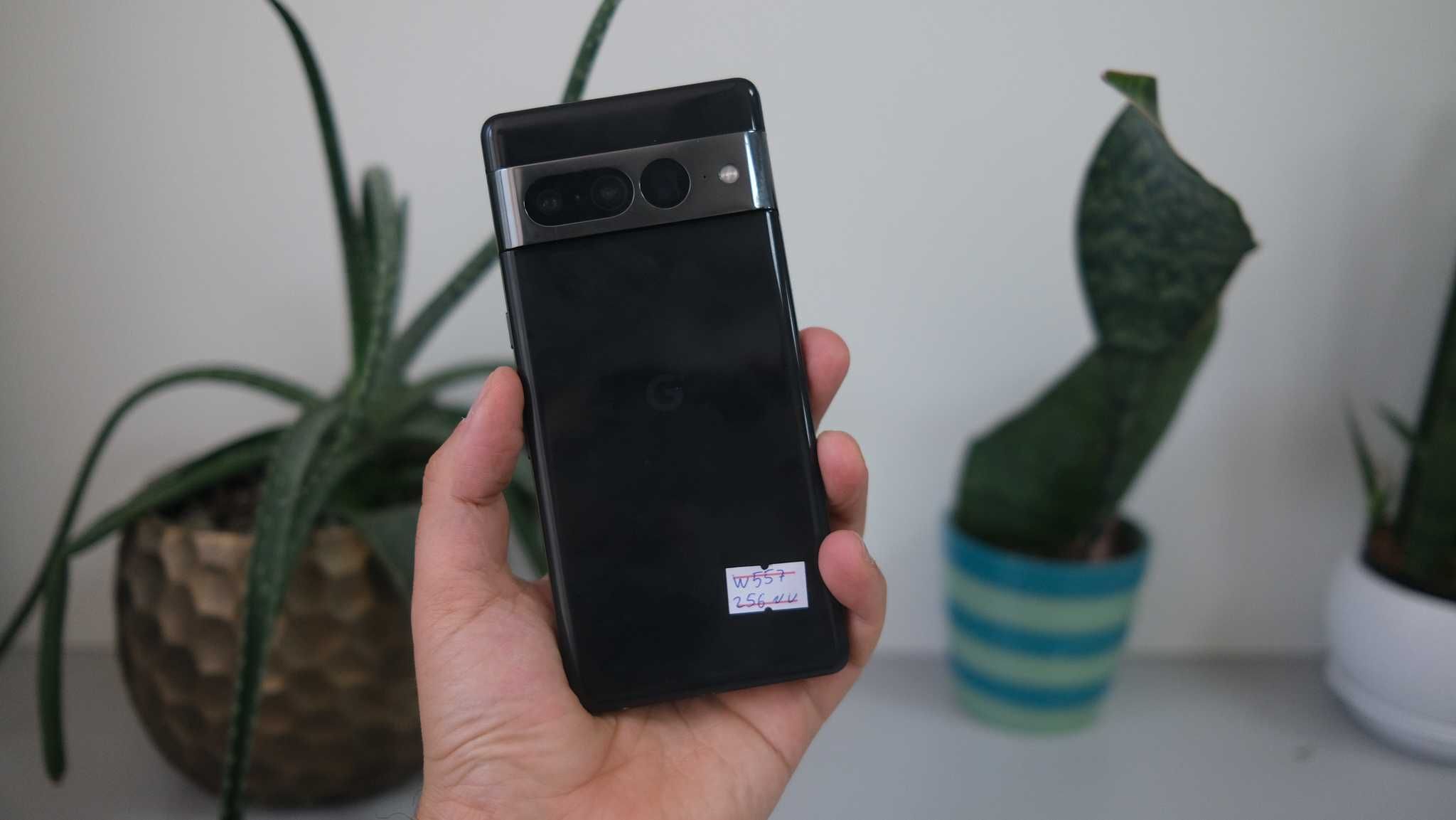 Google Pixel 7 Pro - 256 GB - Obsidian neverlock Супер стан
