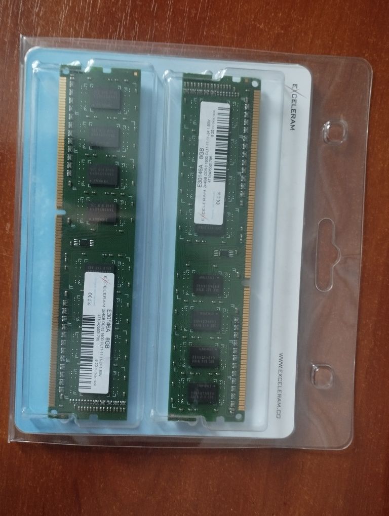 Модуль пам'яті для комп'ютера eXceleram DDR3 8GB (2x4GB) 1600 MHz (E30