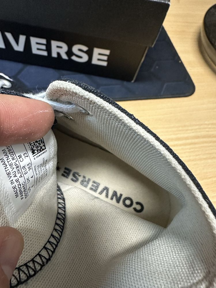 Converse czarno białe