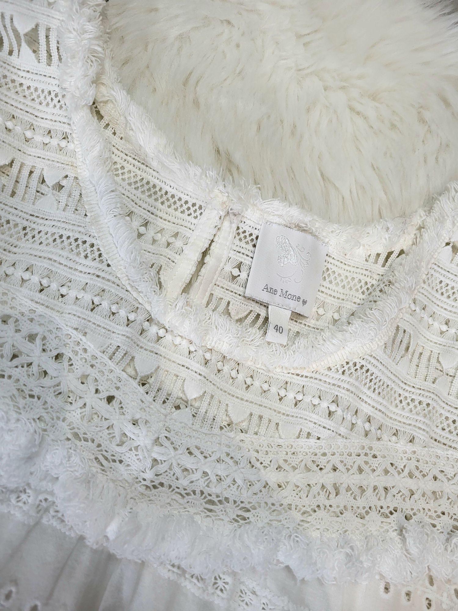 Biała bluzka ażurkowa bawełniana Anne Monę rozmiar L elegancka