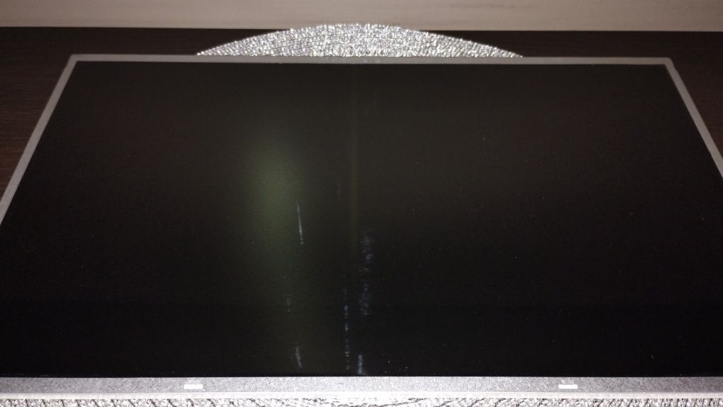 Panel LCD 17,3"  INNOLUX N173FGE-L23- HD+ 40pin.