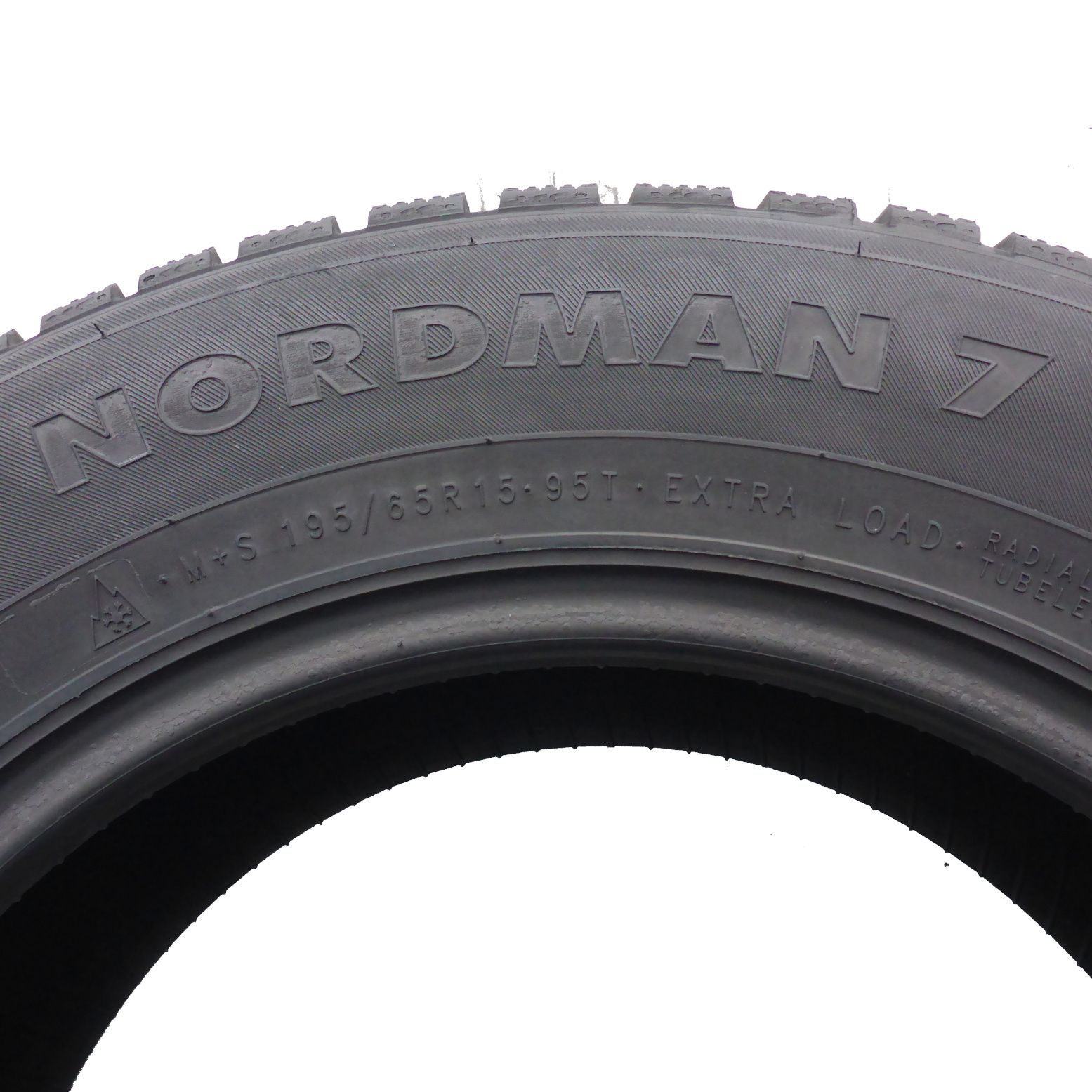 Opony 195/65/15 Nokian 195/65R15 95T XL Zimowe KOLCE 2020 Nieużywane