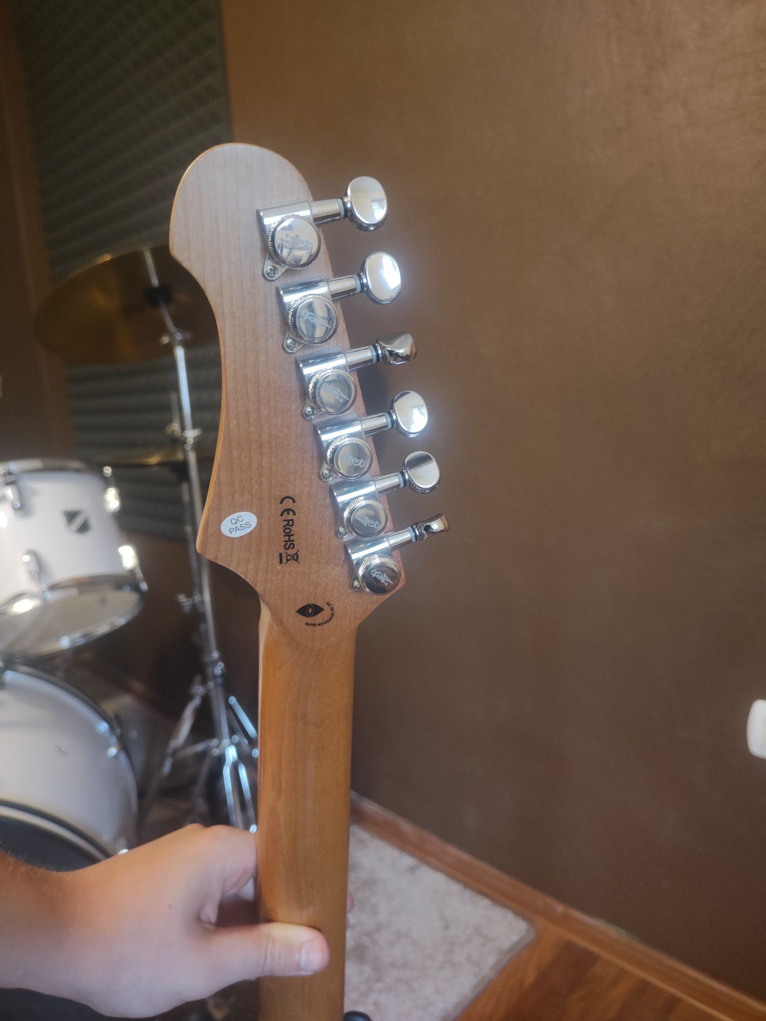 Gitara  elektryczna Jet JS-450