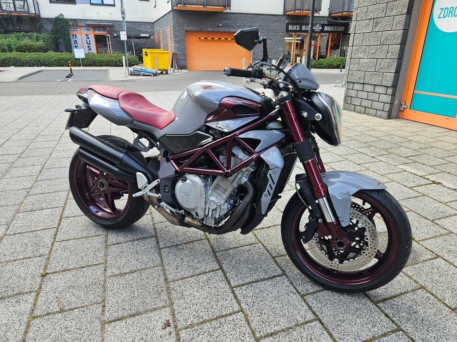 Mv agusta brutale 750s