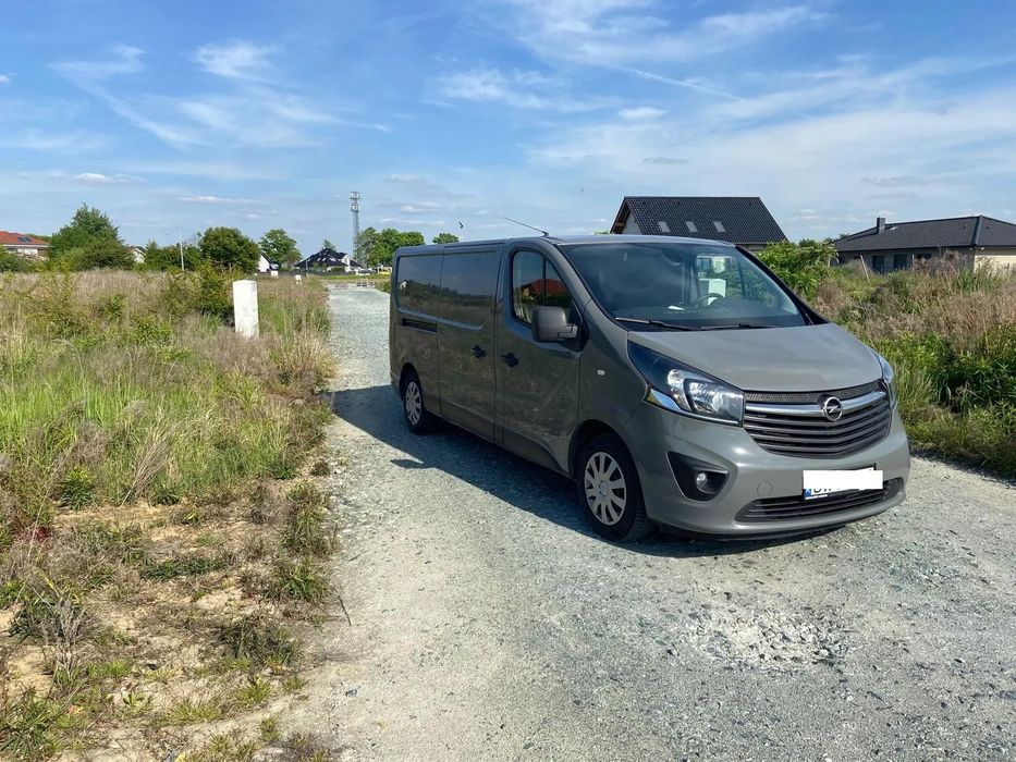 Opel Vivaro  Opel Vivaro-B Bus , 2016r, FV 23%, 1.6 diesel, przebieg 225 tys. km