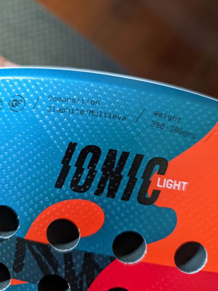 Bullpadel Ionic Light
