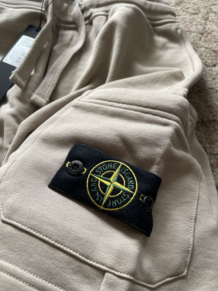 Stone Island Shorts / Spodenki