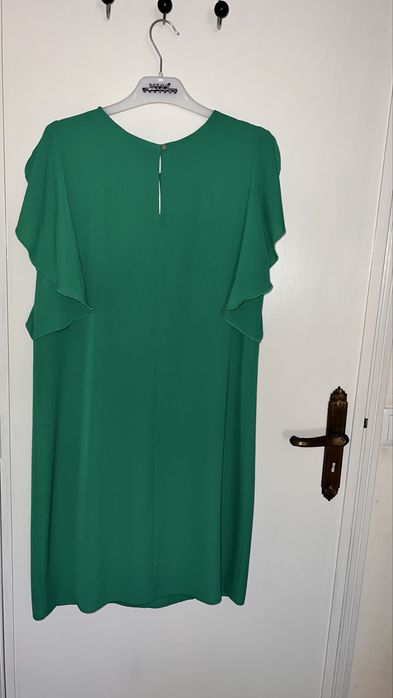 Vestido verde senhora