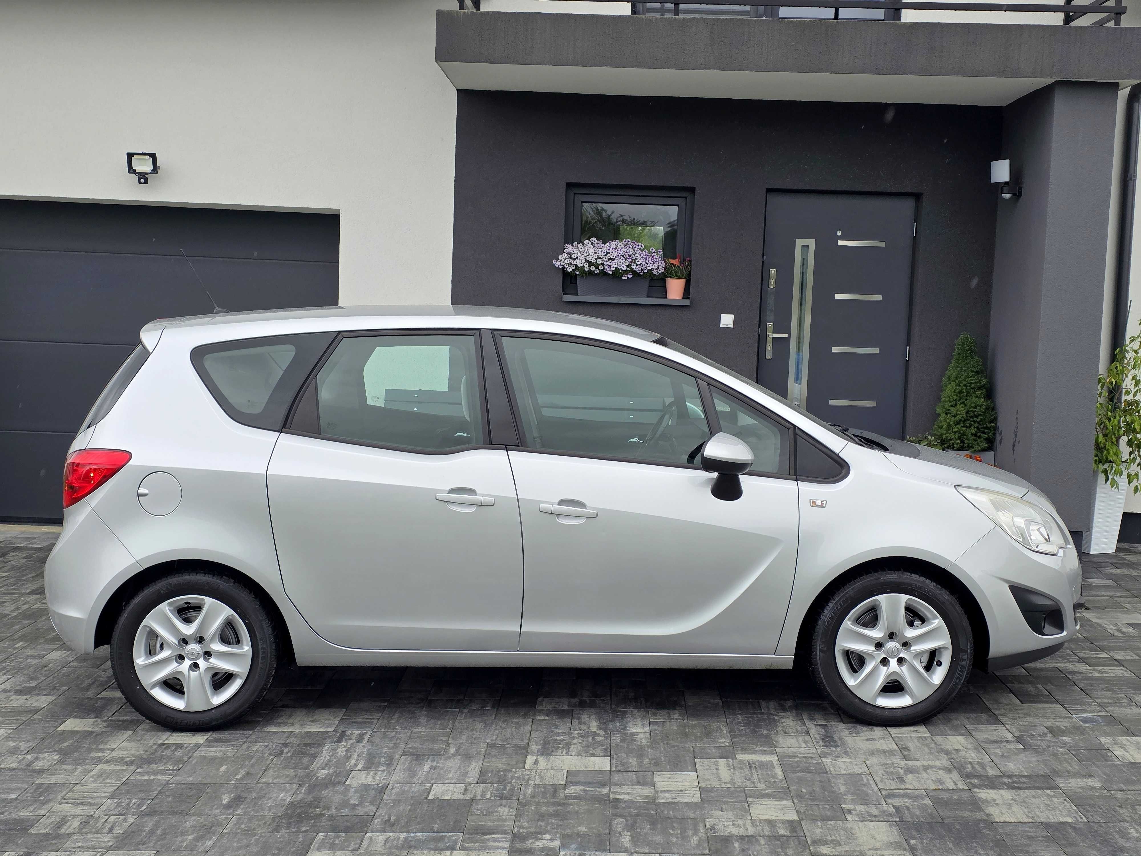 Opel Meriva B 2010r 1.4 Benz 100KM Klima z Niemiec 2xkpl kół Polecam !