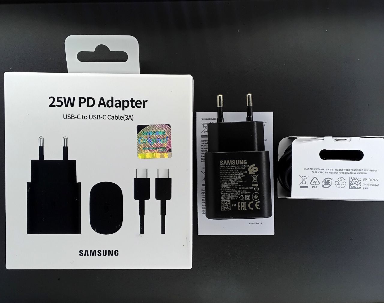 Зарядний пристрій Samsung 25W Type-C + кабель в комплекті