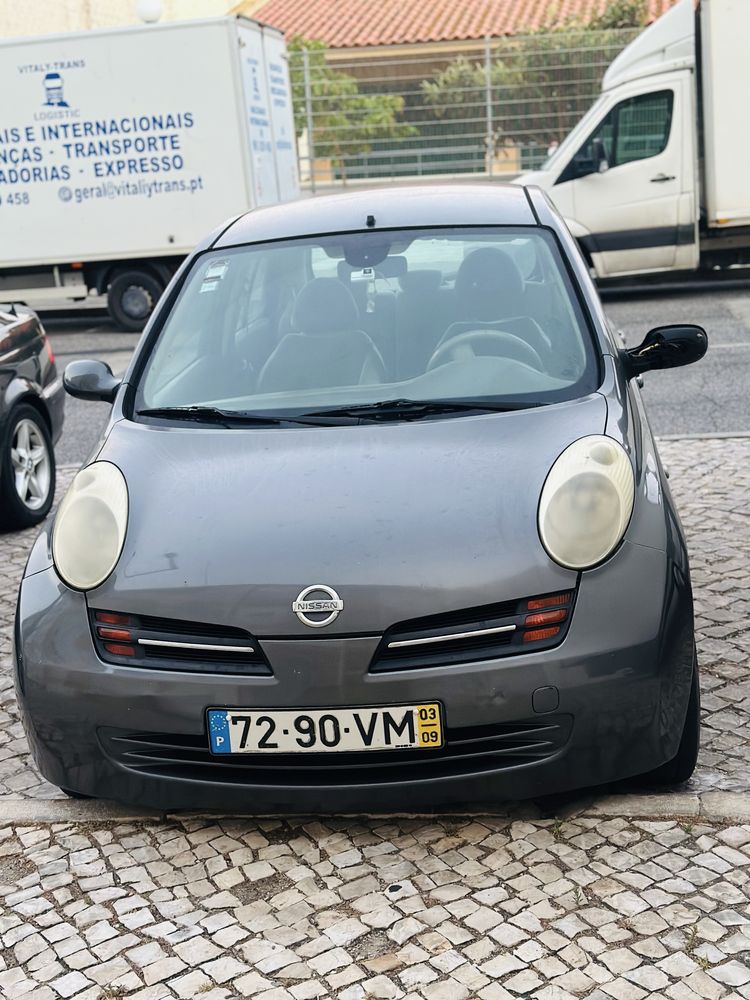 Nissan micra/gasolina