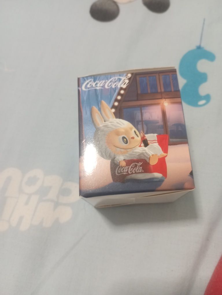 Mini labubu coca cola