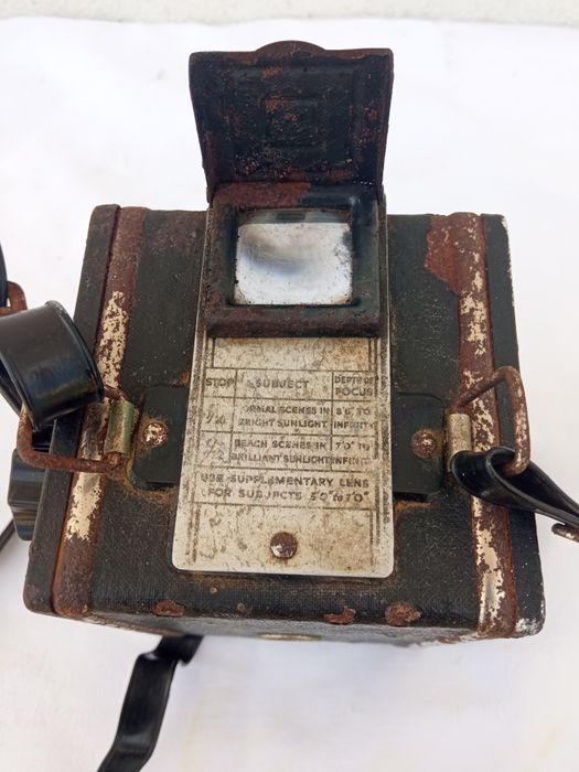 Máquina fotográfica antiga coronet D 20