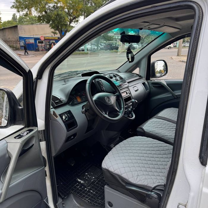 Продам Мерседес Вито Оригинальный салон 7+1