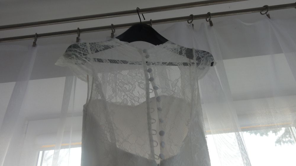 Elegancka koronkowa suknia ślubna - biała - rozmiar M